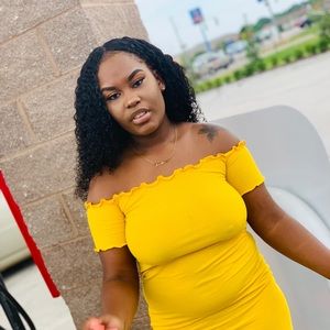 Meet your Posher, Desiree